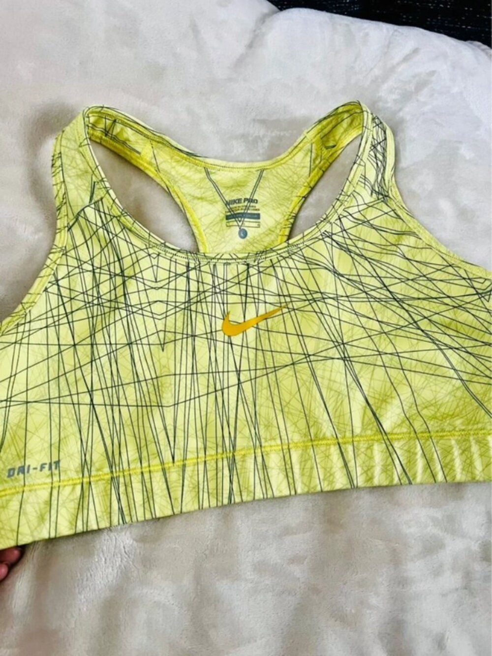 Nike Pro sports bra size L